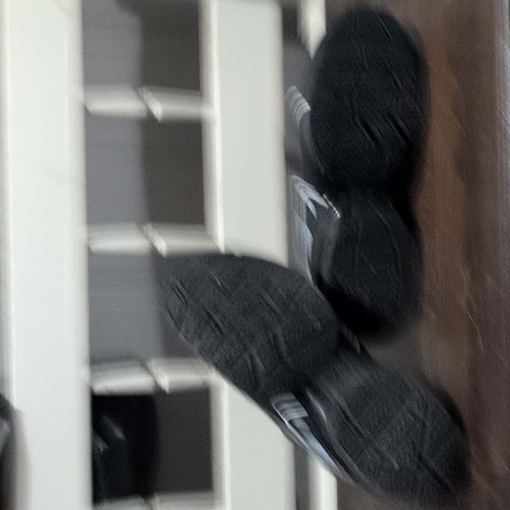 PUMA RUNNING SHOES - Picture 4 of 6